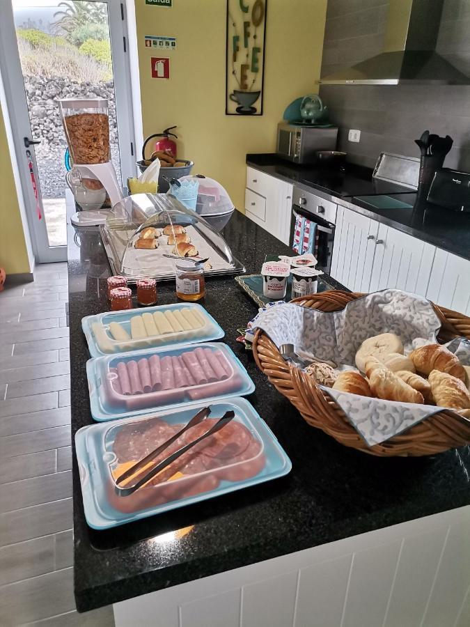 Ocean Breeze Bed & Breakfast Cais do Mourato Exterior foto