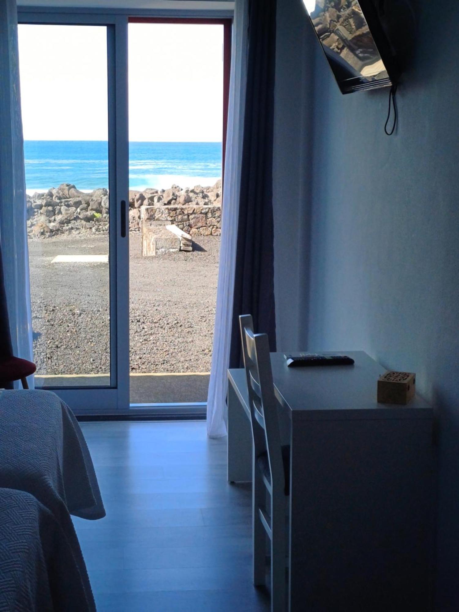 Ocean Breeze Bed & Breakfast Cais do Mourato Exterior foto